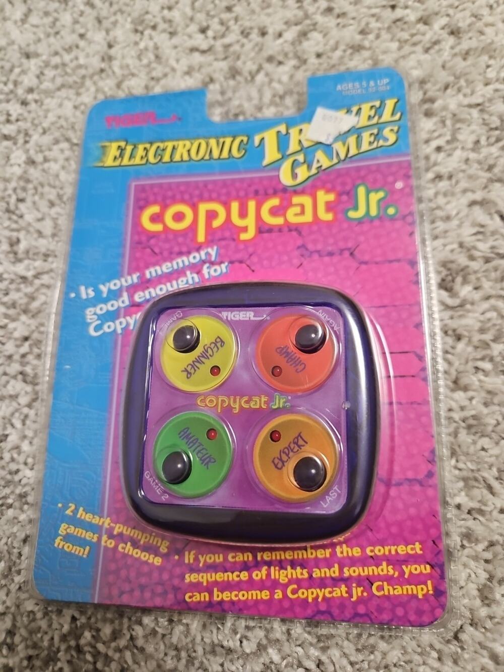 Copycat Jr. Electronic Handheld Game Tiger Electronics 1996 New Factory Sealed